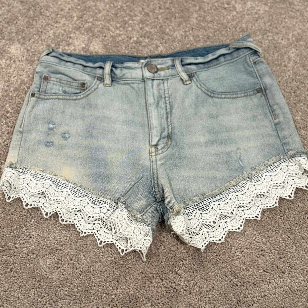 Free People Light Wash Blue Jean Shorts with Lace Trim
